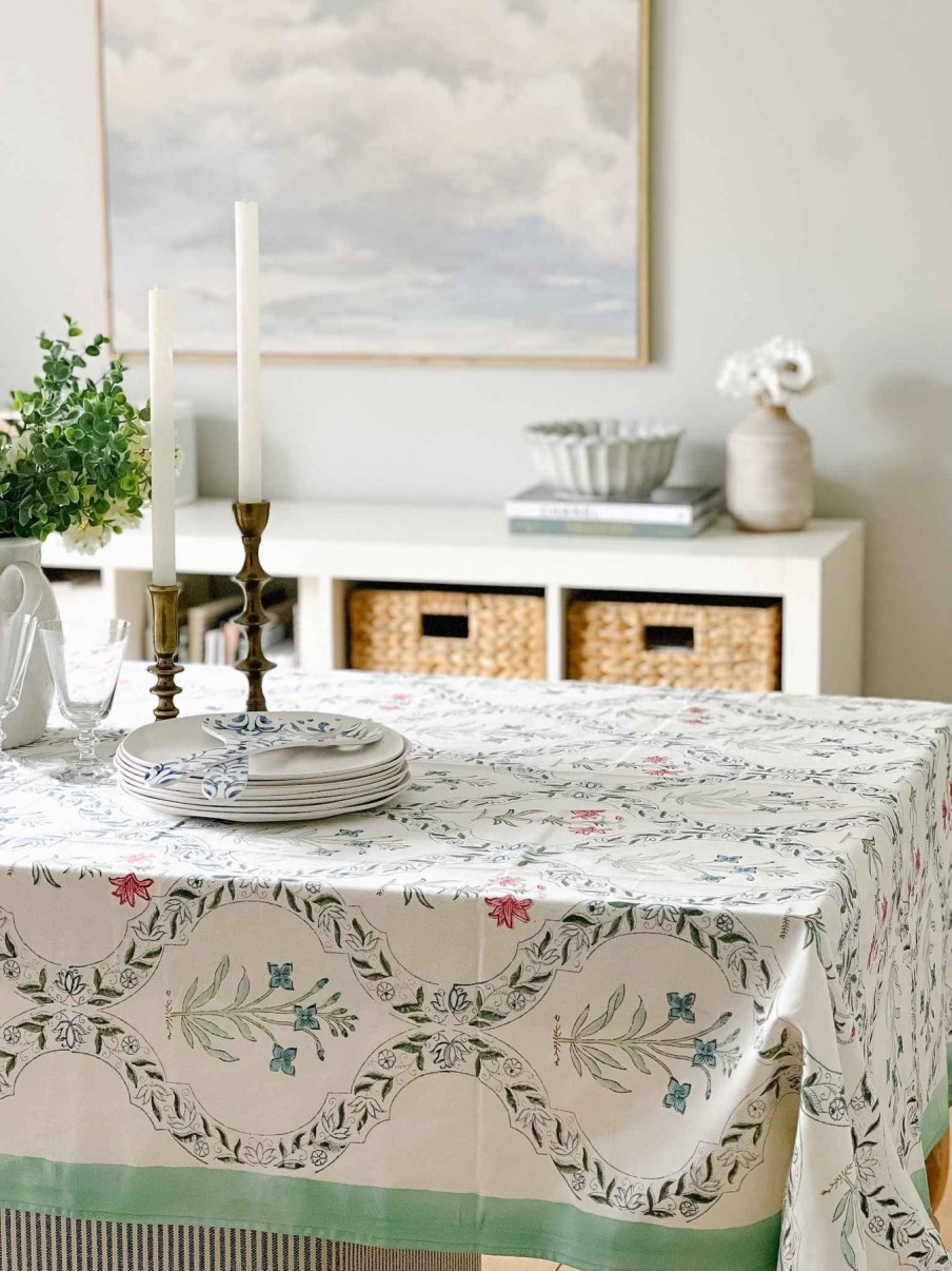 Kitchen & Bath Lovely Lady Linens | Fatima Tablecloth