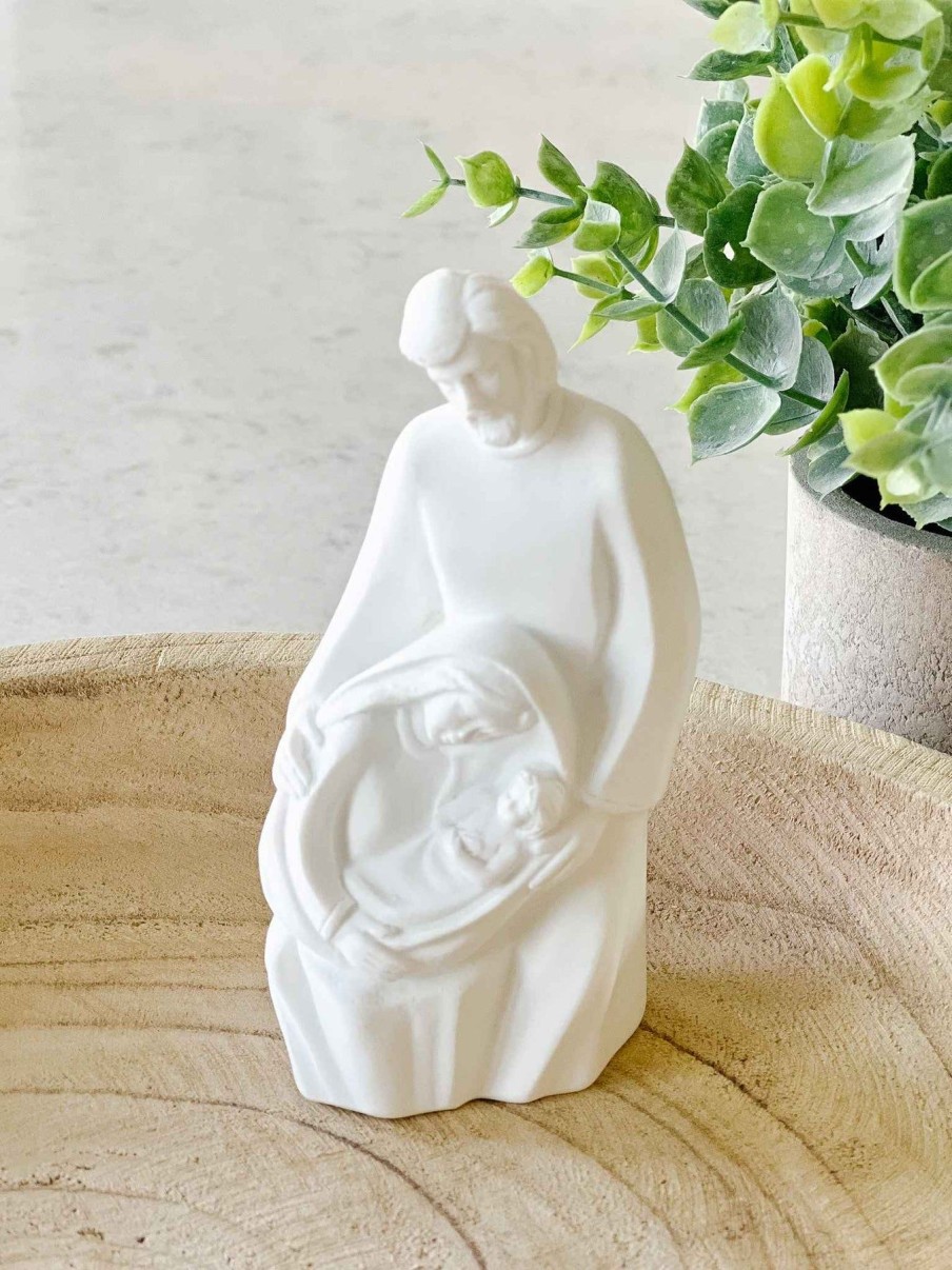 Home Decor Huang | Holy Family Statue