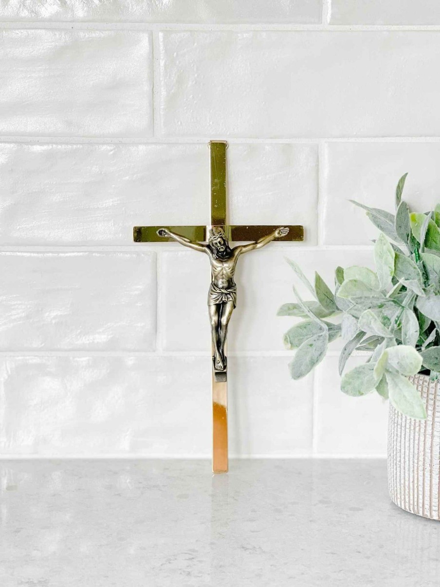 Home Decor Dickson's | Petite Metal Crucifix