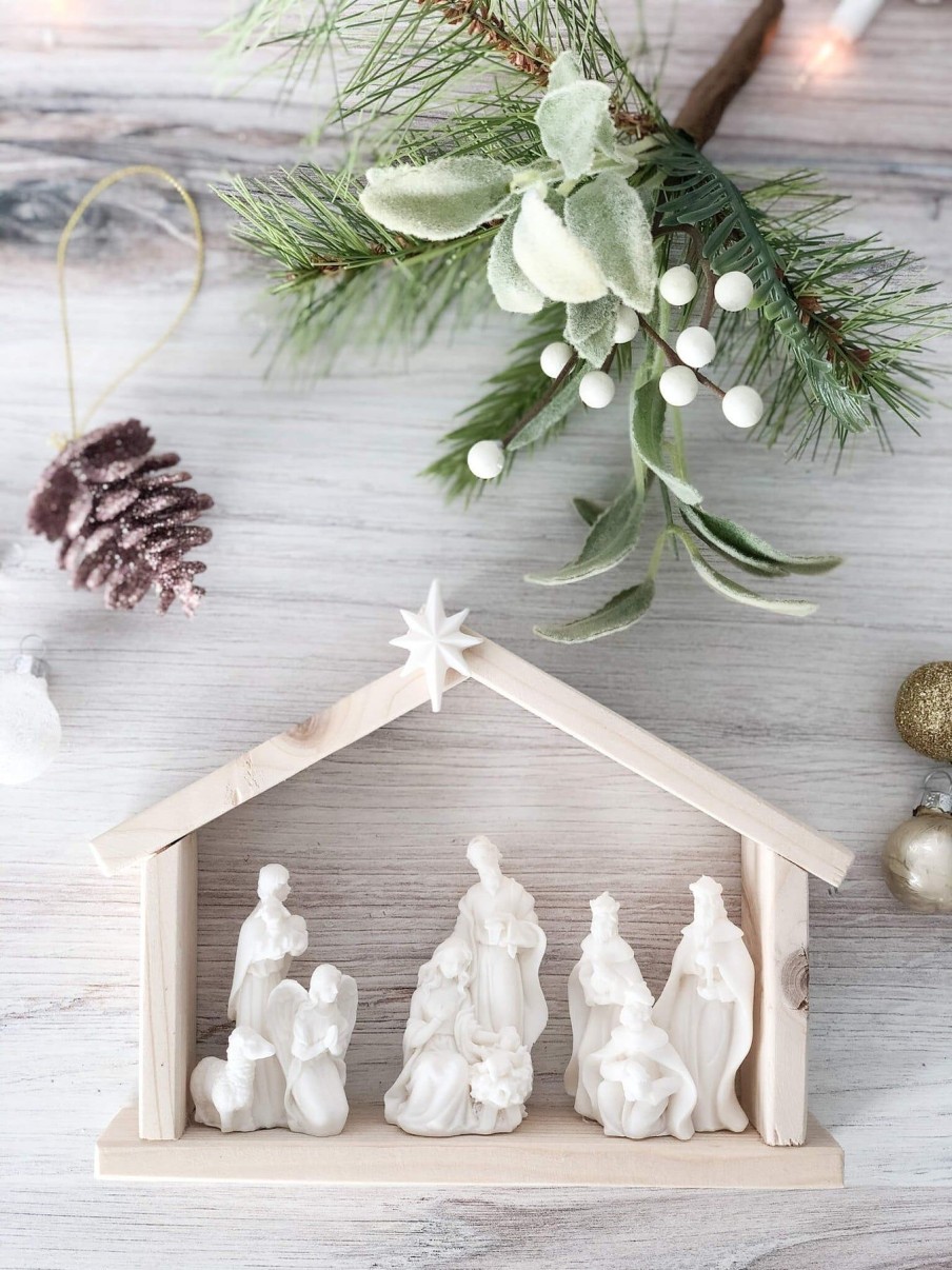 Shop By Occasion Huang | Petite Nativity Scene Set